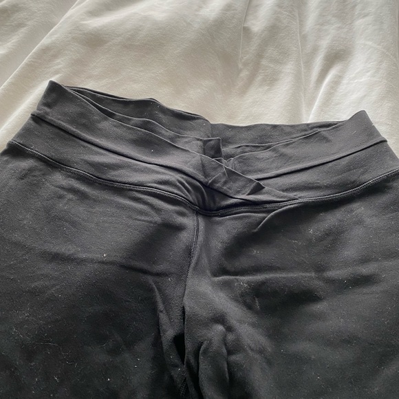 Black Lululemon Wide-leg Cropped Pants - Picture 12 of 12